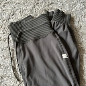 Vuori legging with rib detail